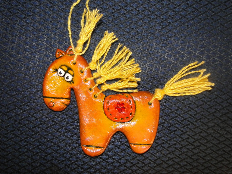 Соленые рыбки и лошадка