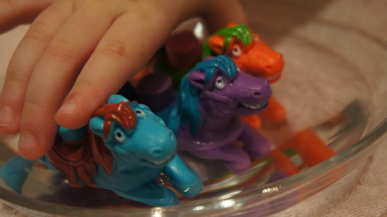 Лепилка из фольги