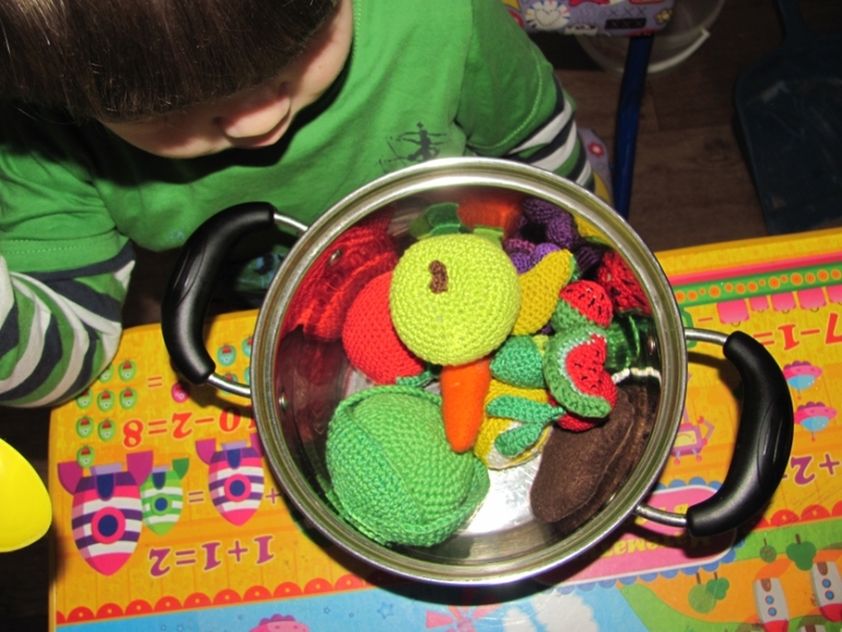 Пока мама готовила...