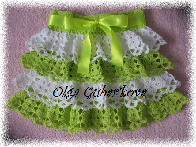 Комплект  на обмен связан для девочки 2-х лет..