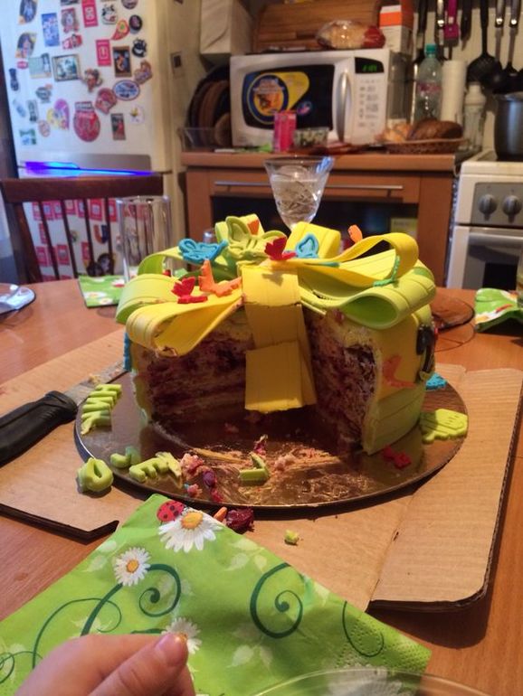 Мой первый мастичный тортик на заказ