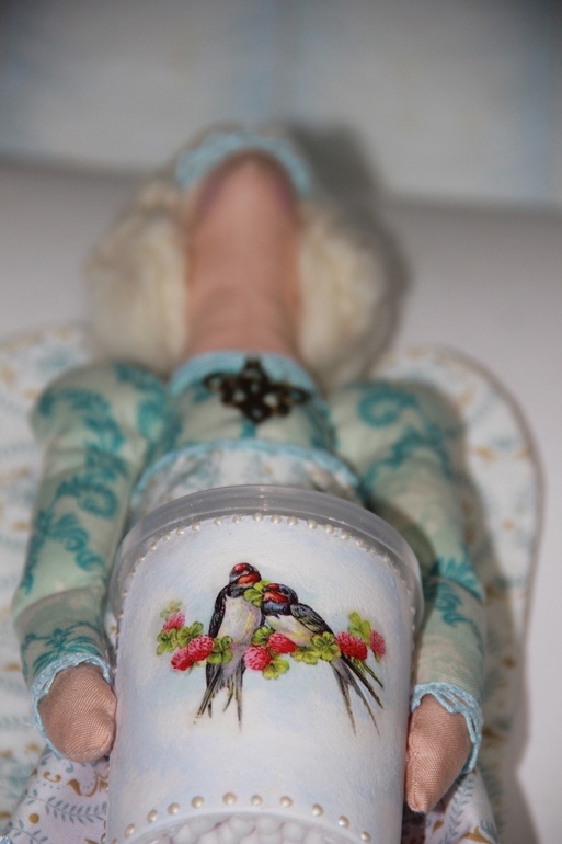 Винтажная Хранительница ватных палочек