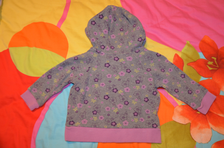 Кофточки на девочку