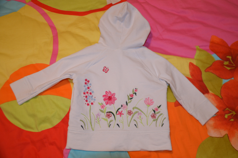 Кофточки на девочку