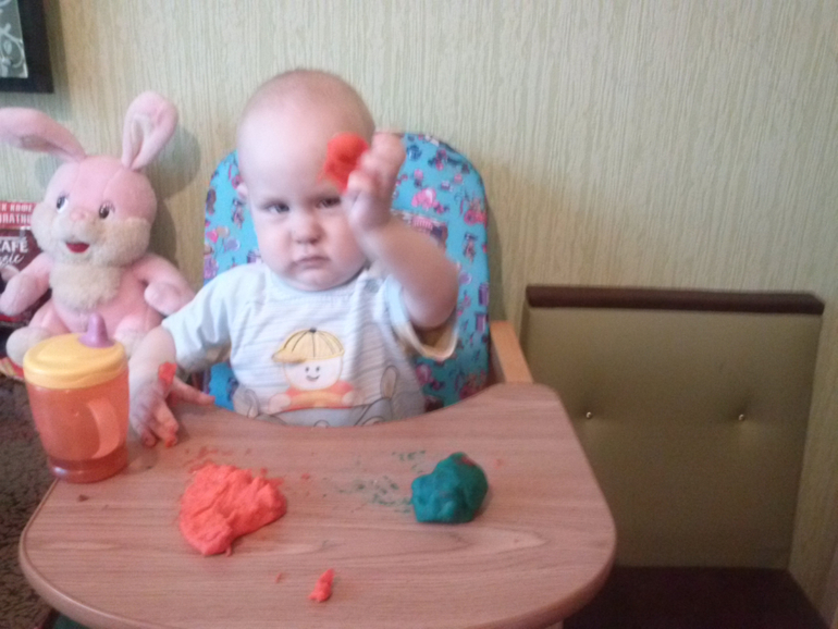 Наш ... можно сказать... первый пластилин