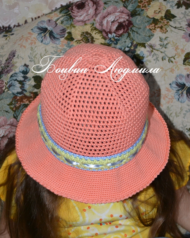 Шляпка крючком