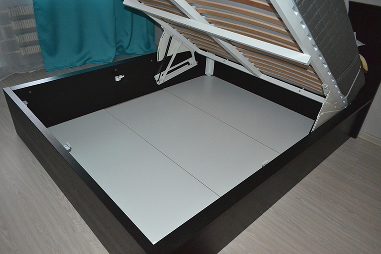 Кровать Мальм.