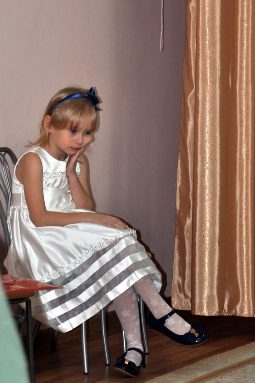 Немного нас