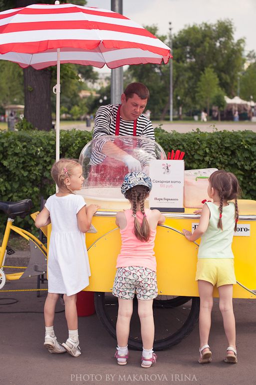 Три Алисы в парке Горького