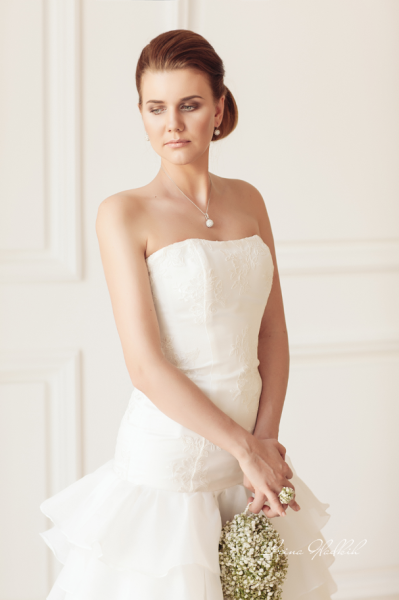 О том как цвет помады коардинально меняет образ невесты :)