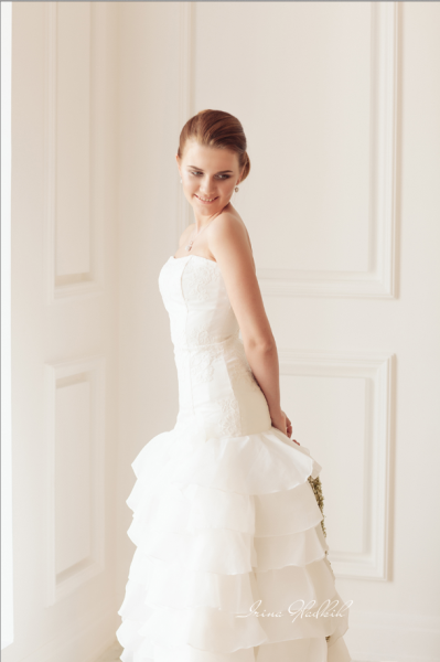 О том как цвет помады коардинально меняет образ невесты :)