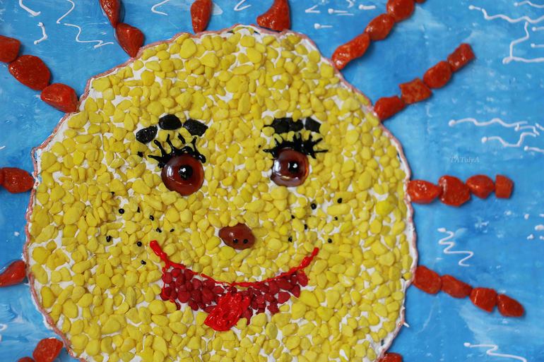 Встречаем Масленицу вот таким солнцем.