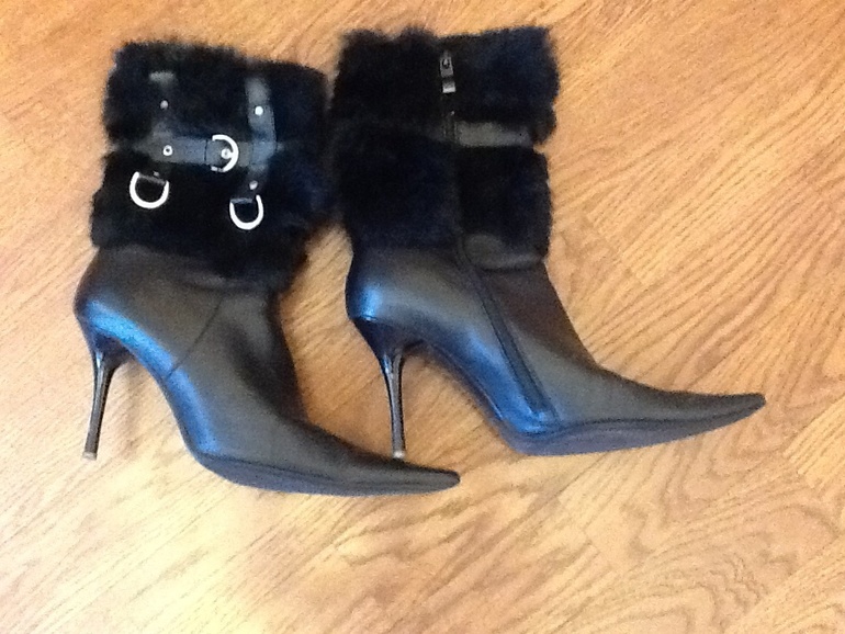 Отдам сапоги