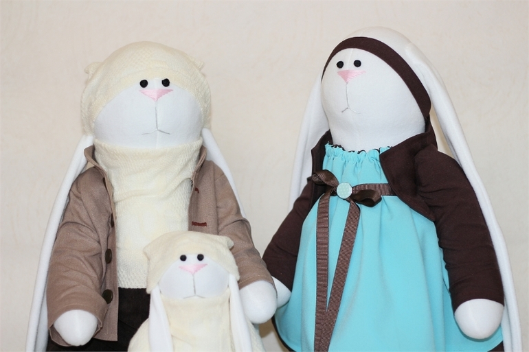 Зайчики, которые уже давно разъехались по семьям ))) Очень много фото )