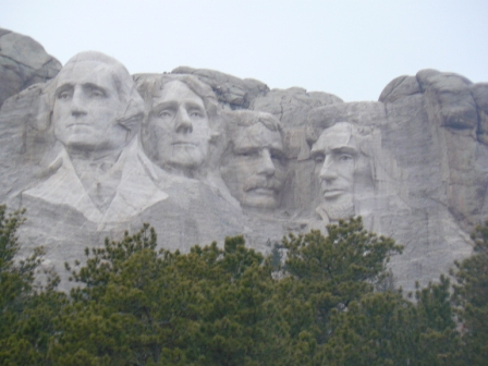 Миссисипи и гора Рашмор