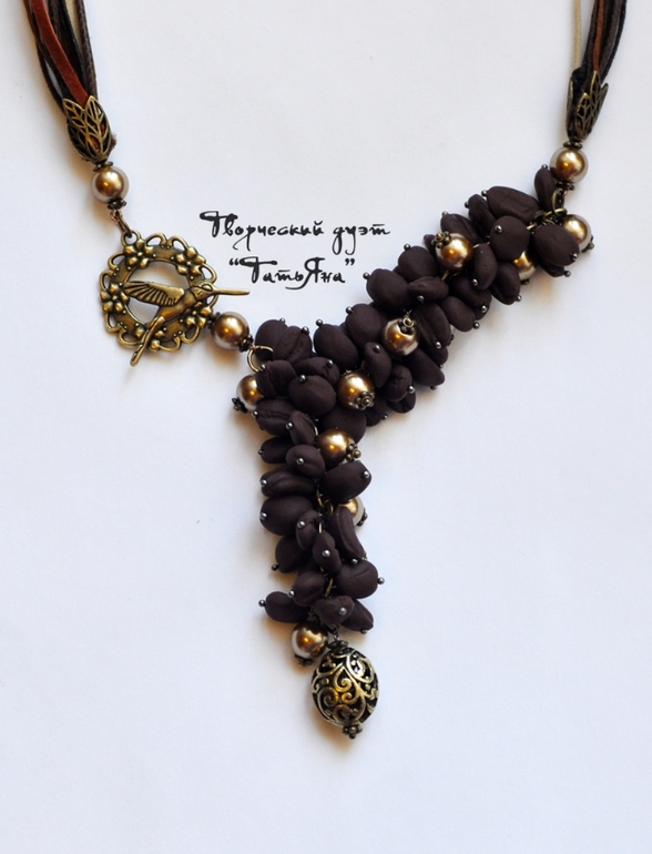 Кофейный комплект или щикарное колье с кофейными зернами