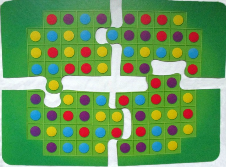 Наши новые игры: Сундучок знаний и Разноцветные гусенички (возраст 4+)