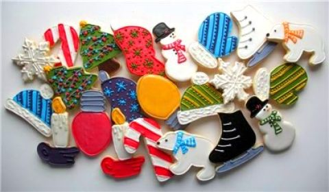 Украшаем новогодние пряники.