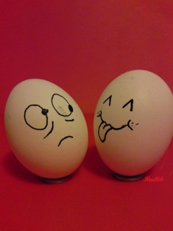 Себе настроение поднимай и о друзьях не забывай.