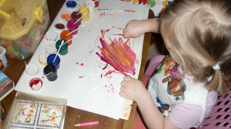 Рисуем ватными палочками