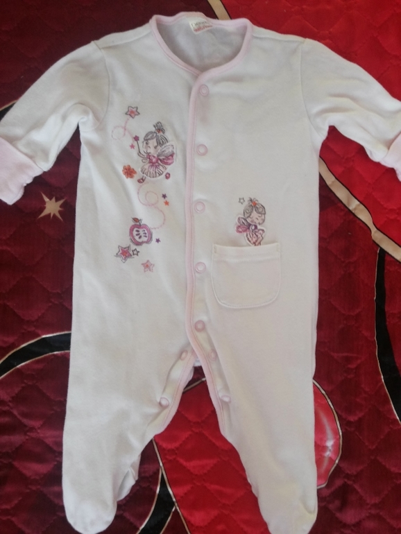 Не сдержалась и купила первые вещички