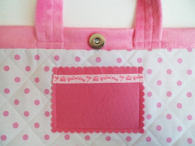 Детская сумочка с аппликацией из фетра.