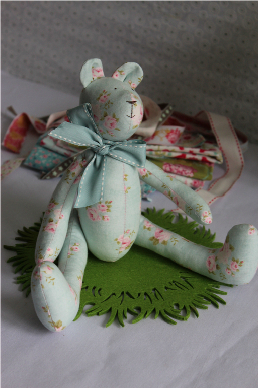 Очень романтичный мишка