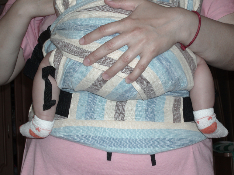 посмотрите,правильно ли одела эргомай?