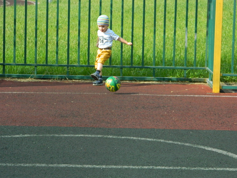 простые шапули на солнечные денечки