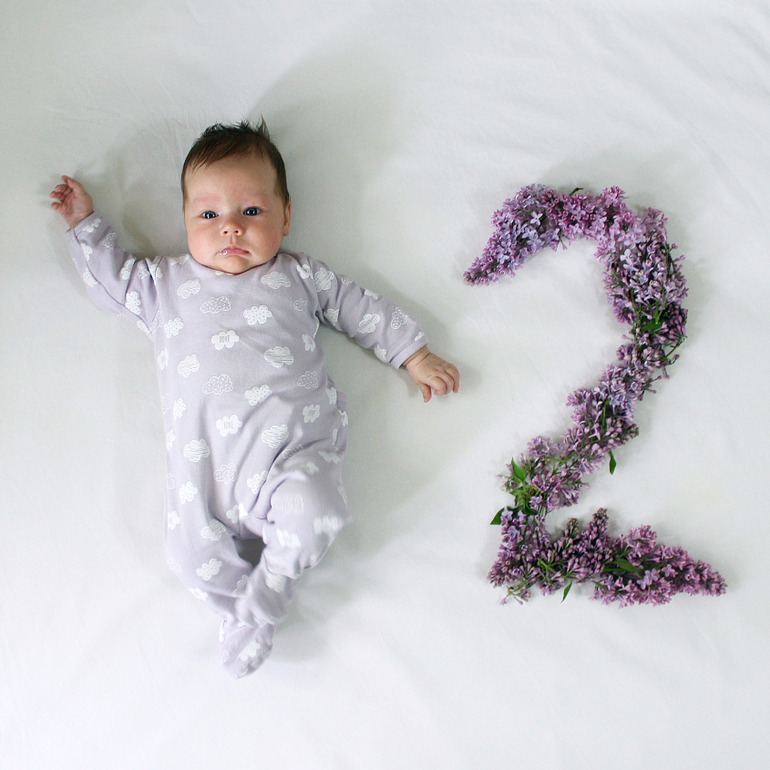 Идеи фото новорожденных по месяцам с цифрами идеи