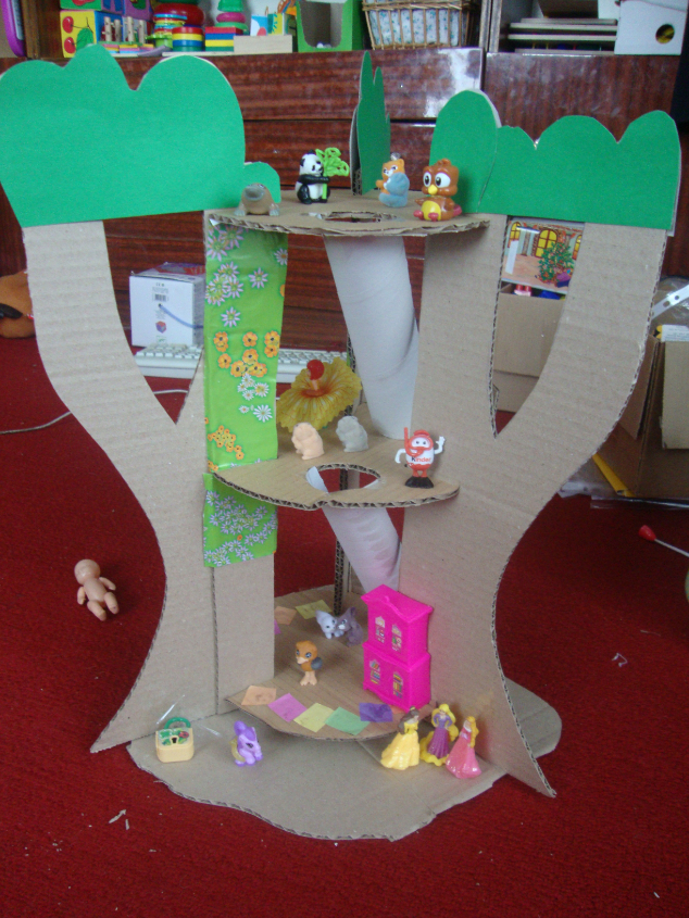 Дом на дереве. Картон