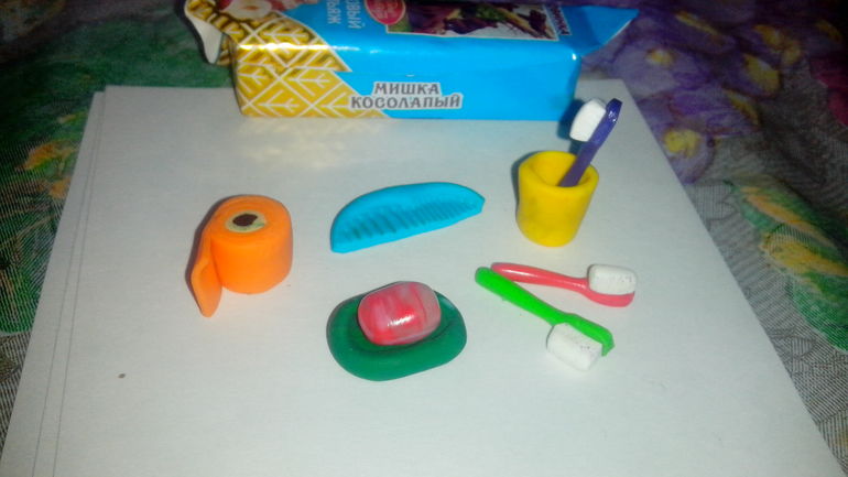 Миниатюрки для кукольного домика