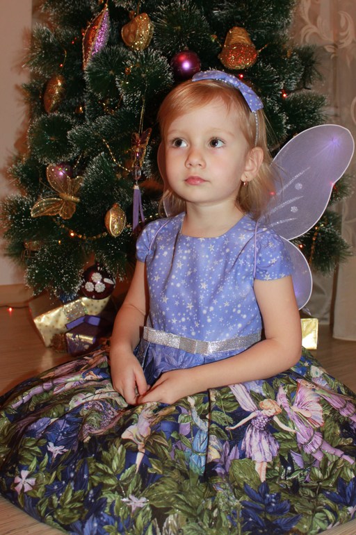 Платье с феями