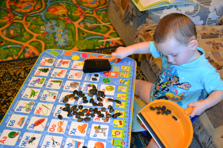 Наши развивающие занятия в 2 года