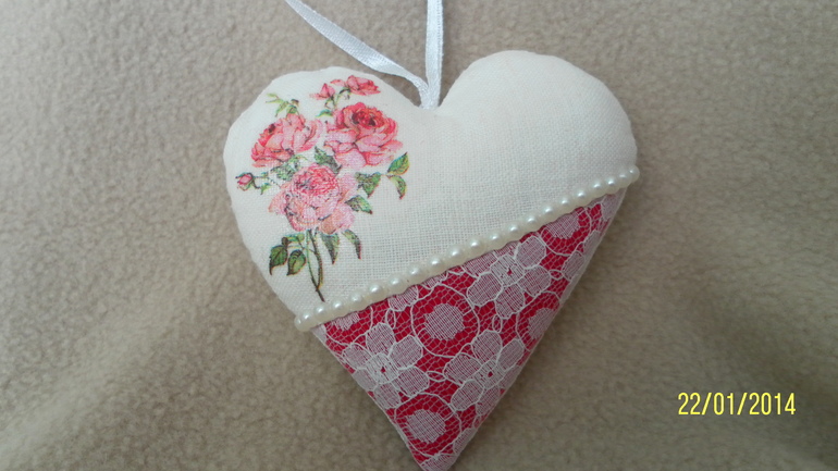 текстильные сердечки-валентинки