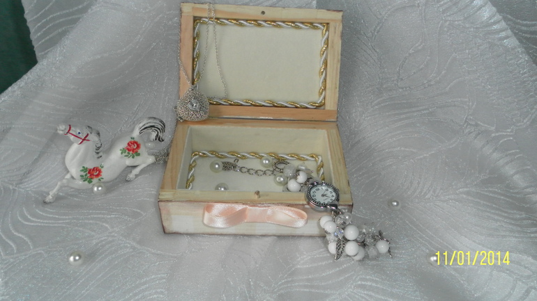 подарок подруге - шкатулочка