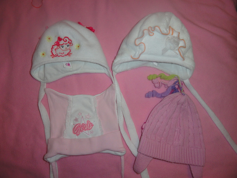 шапочки для девочек от 0- 3 лет