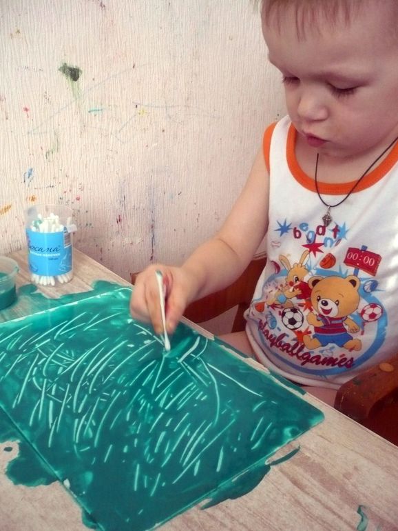 Художка. Рисование ватными палочками и солью.