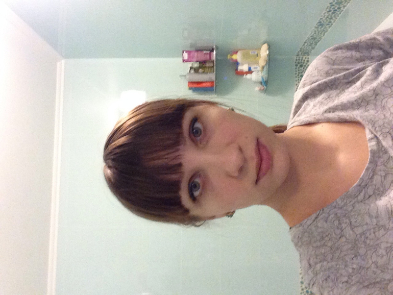 Как лучше с челкой или без?