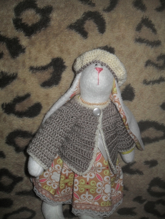 Одежда и шапочки для кукол