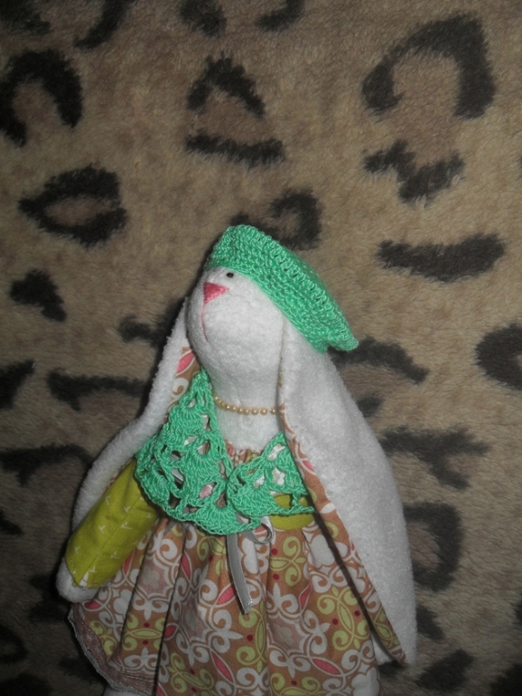 Одежда и шапочки для кукол