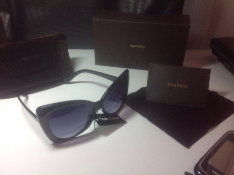 Кошачьи очки с таобао. Хвостики