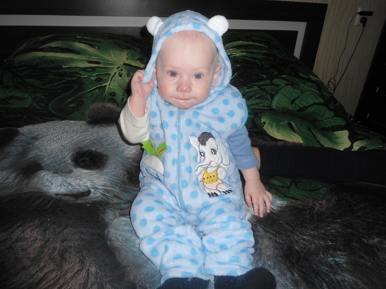 Моему зайцу 7 месяцев!!!