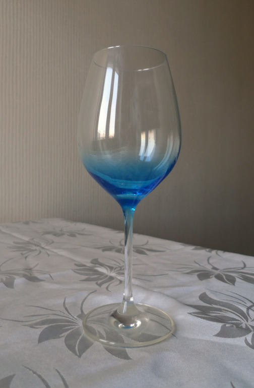 Бокалы для вина и стаканы Москва