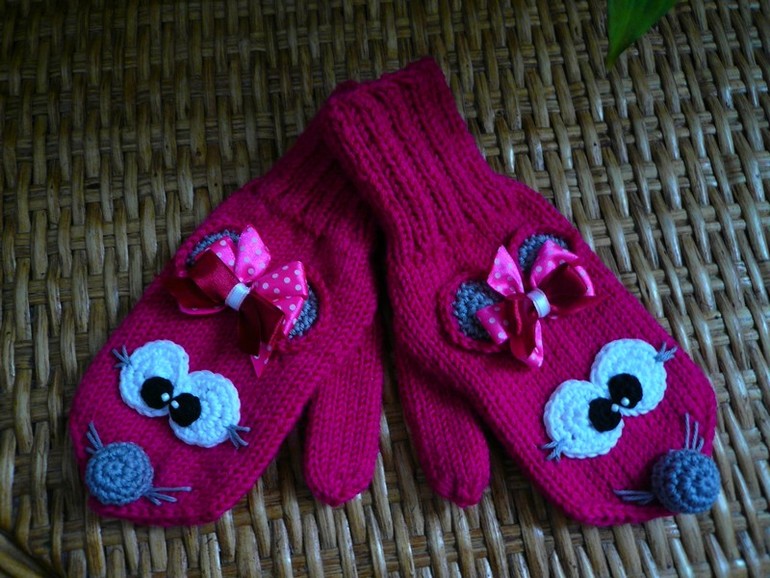 Варьки, варежки, варюшки