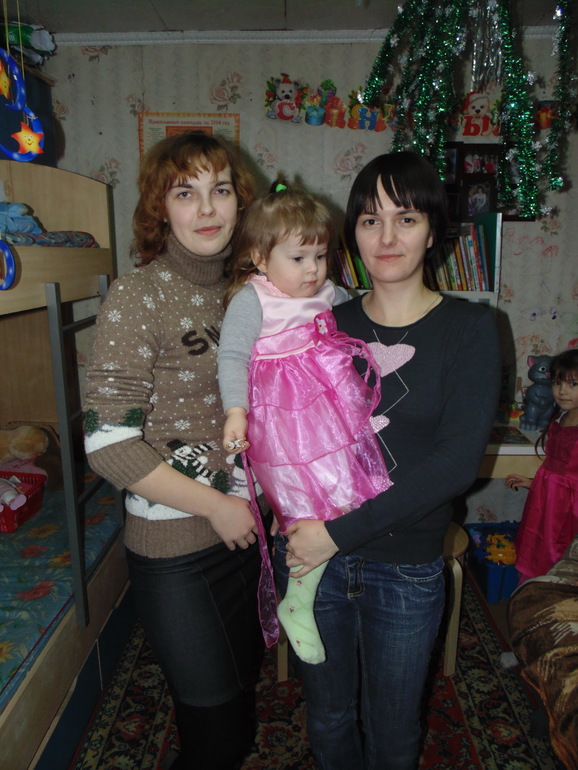 Скромно отметили)