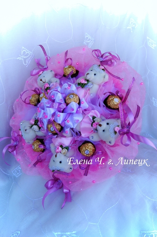 Пару букетиков от меня