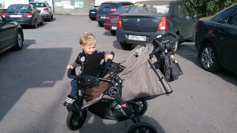 Продам Baby Jogger City Elite с доп. сиденьем