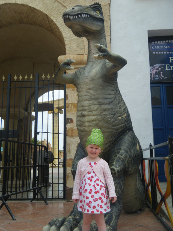 Про города Туниса.