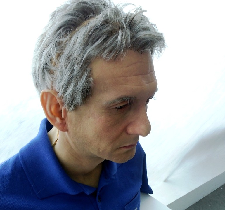 Бал роботов. Не то, чтобы совсем не понравилось...